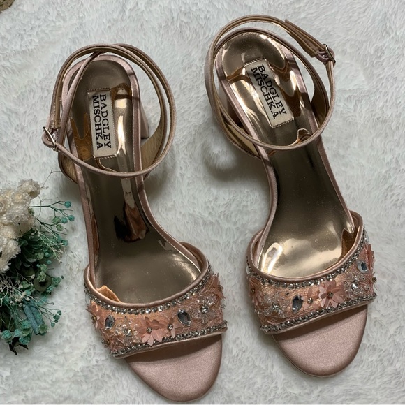 Badgley Mischka Brand
Taylin Low Heel Glamour Sandal - Picture 5 of 15